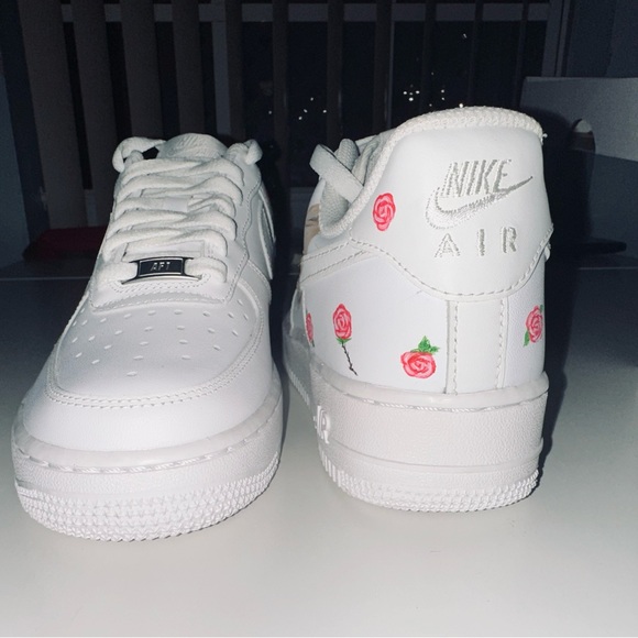 Custom AF1’s - Picture 4 of 11
